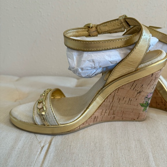 COACH Ellete Tatoo Gold Wedge Sandals 9B - Picture 7 of 11
